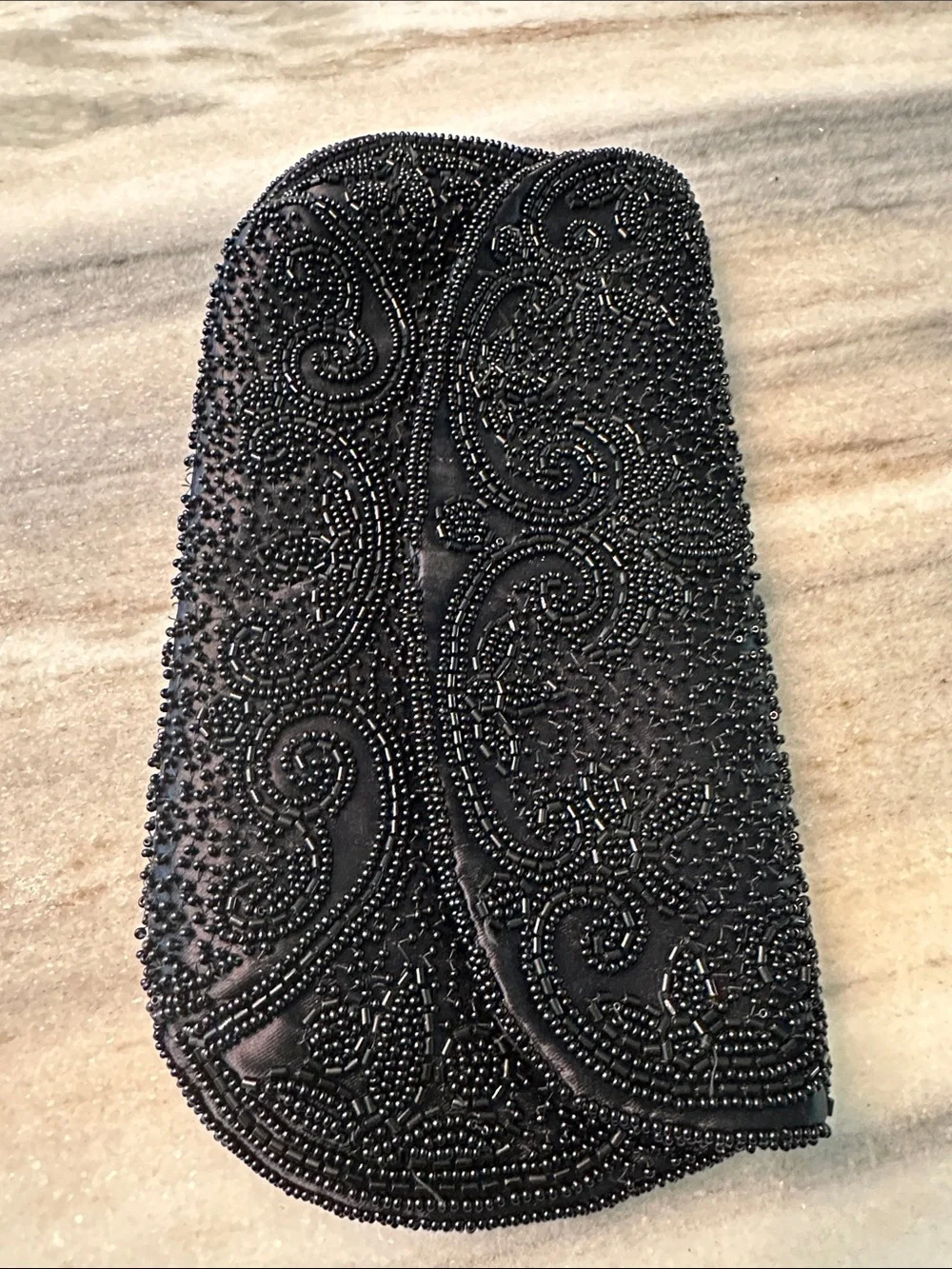 Vintage GUY D’LYS SATIN AND GLASS BEAD EVENING BAG -HANDMADE IN FRANCE 🇫🇷